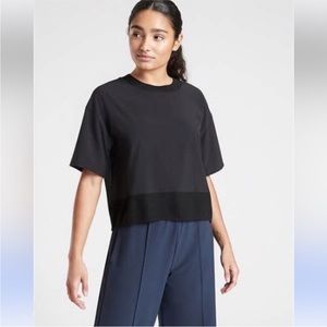 Athleta Zephyr Cropped Tee Black Sz. S